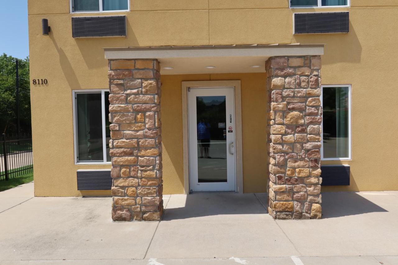 West Worth Inn & Suites White Settlement Exteriér fotografie