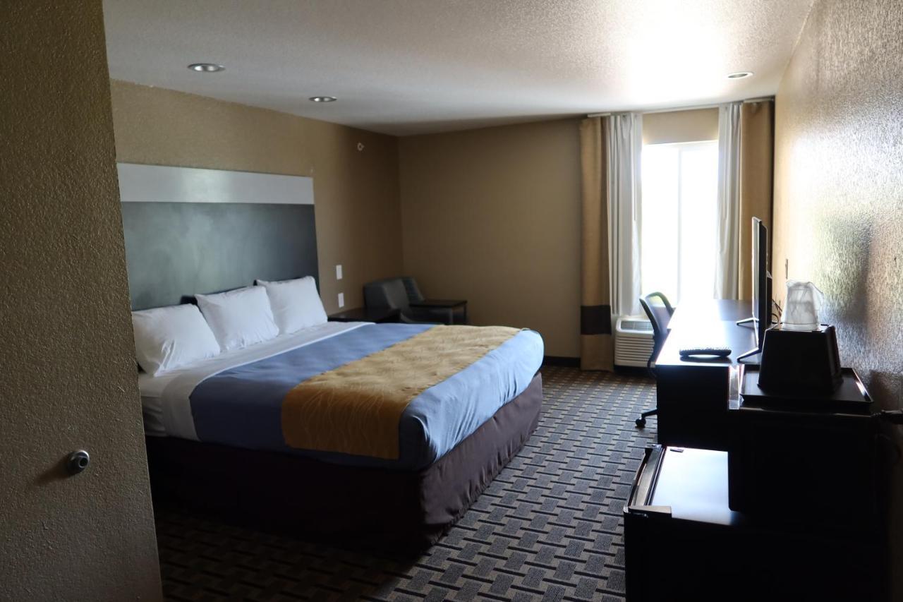 West Worth Inn & Suites White Settlement Exteriér fotografie