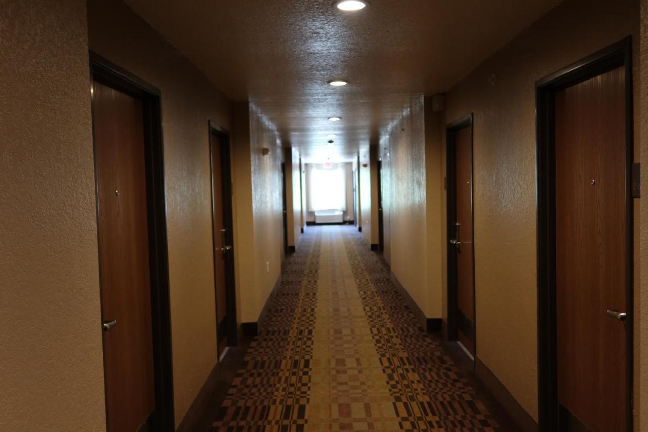 West Worth Inn & Suites White Settlement Exteriér fotografie