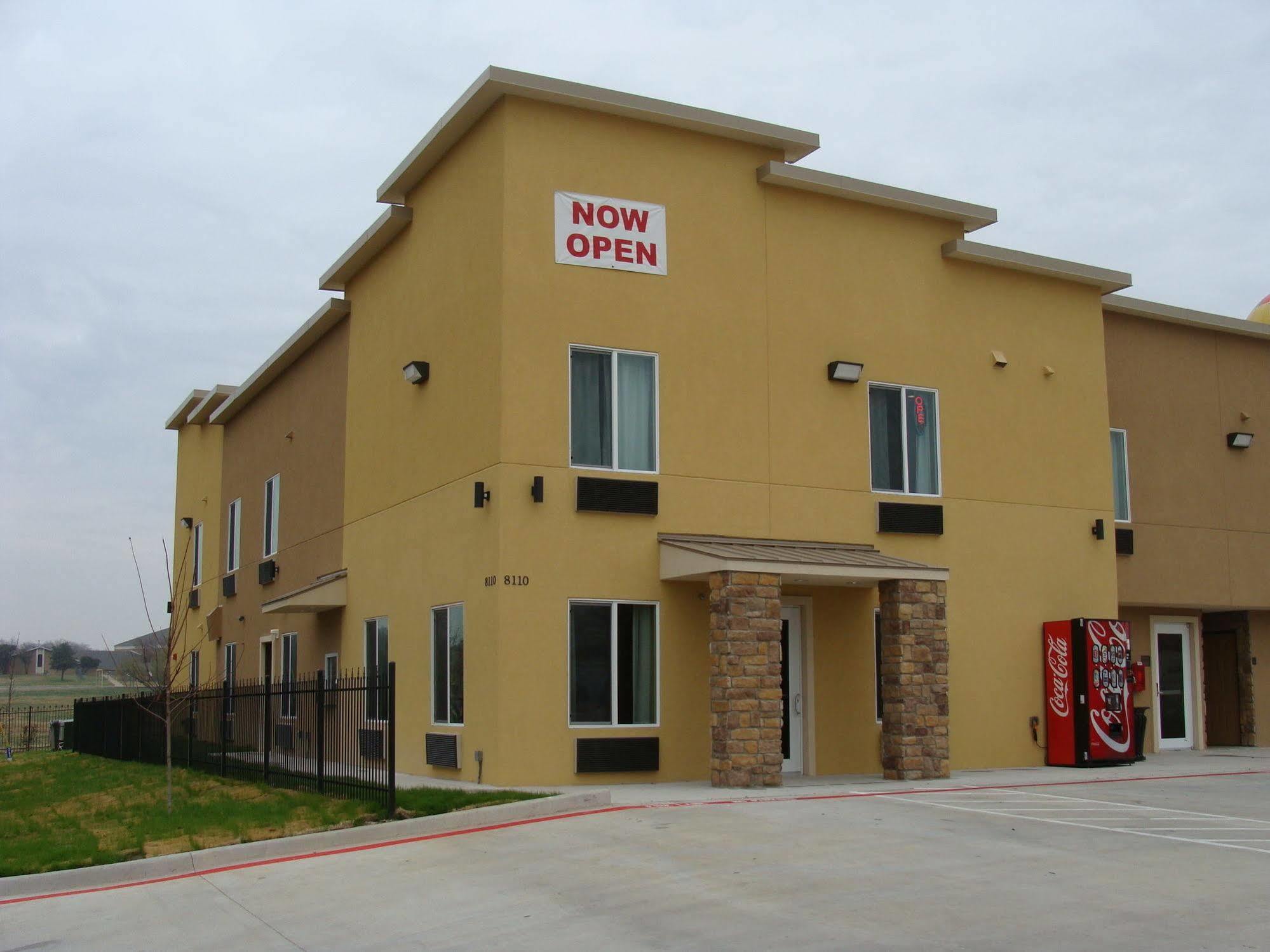 West Worth Inn & Suites White Settlement Exteriér fotografie