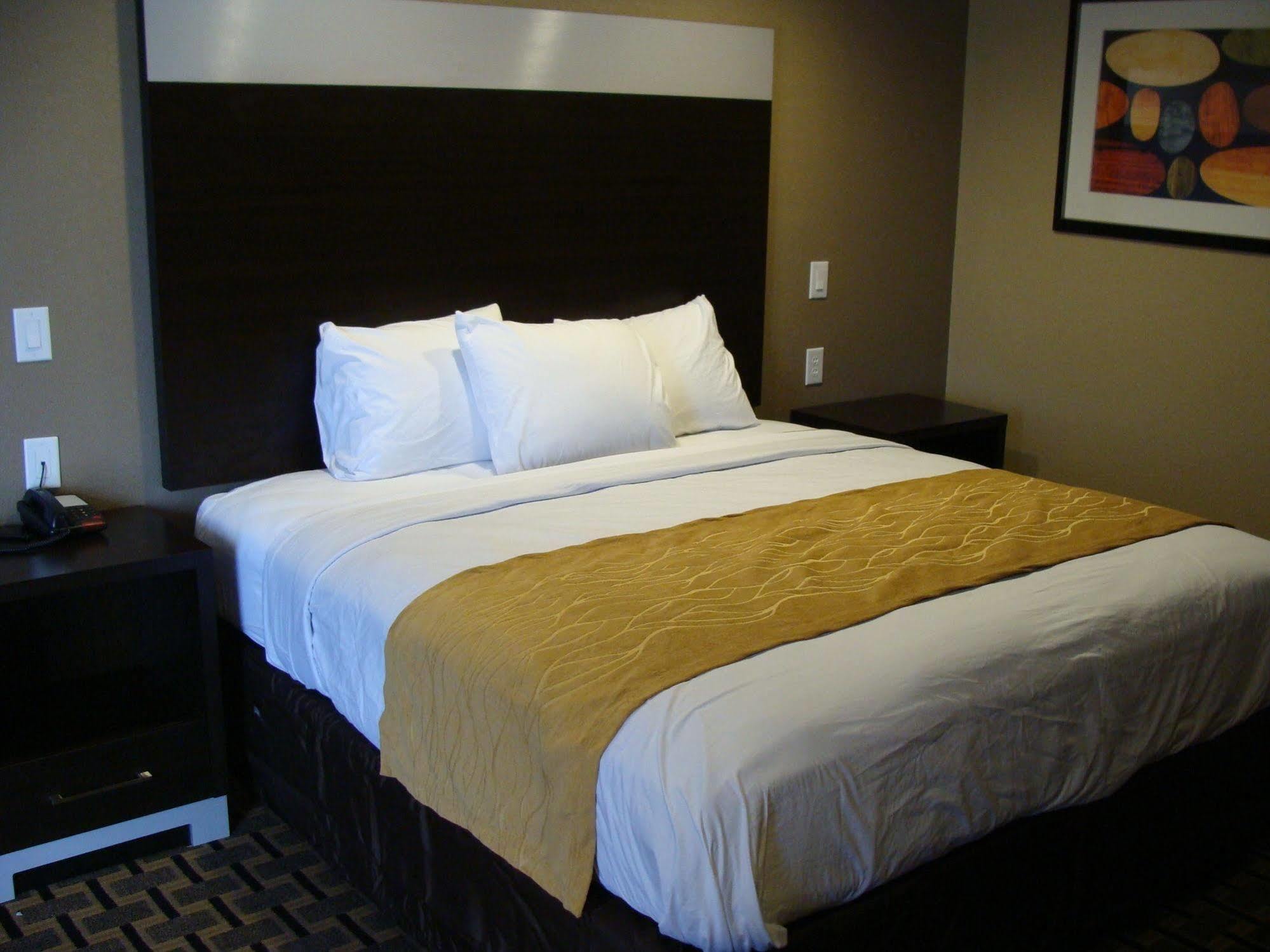 West Worth Inn & Suites White Settlement Exteriér fotografie