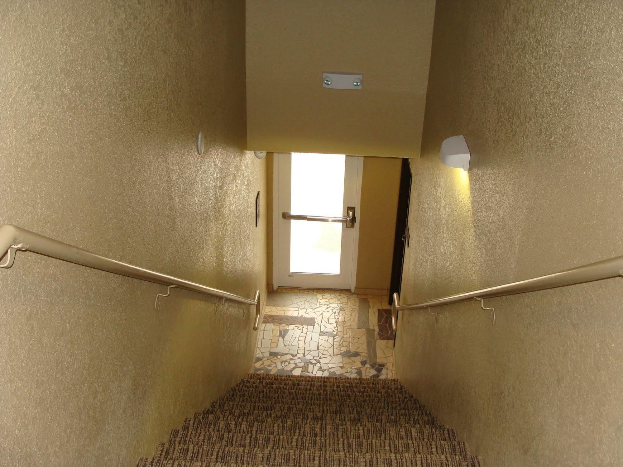 West Worth Inn & Suites White Settlement Exteriér fotografie